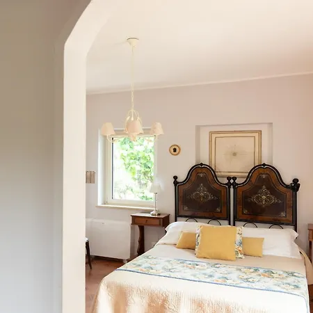 Апартаменты Borghetto Sant'angelo Сориано-нель-Чимино