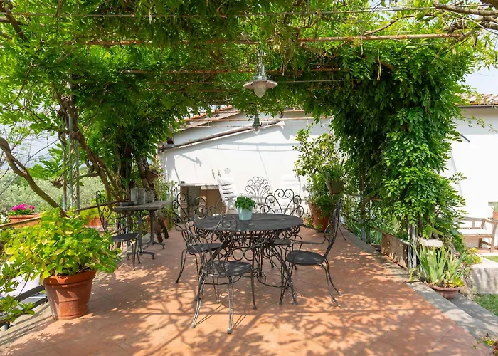 Borghetto Sant'angelo Apartment *